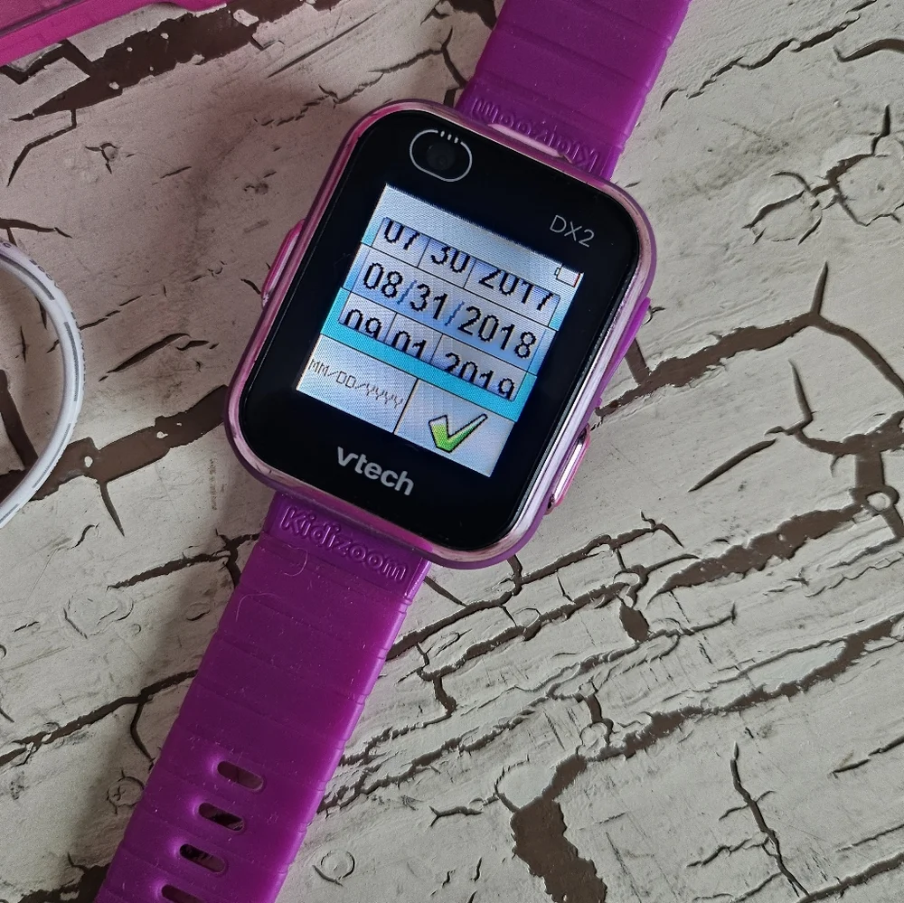 Vtech Kidizoom DX2 Smartwatch Good Used Condition